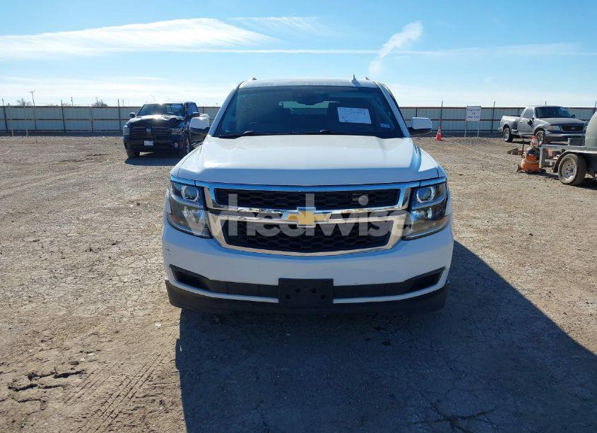 Photo 12 of 2016 Chevrolet Suburban LT (VIN 1GNSCHKC2GR397844)