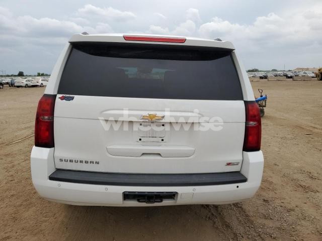 Photo 13 of 2015 CHEVROLET SUBURBAN K1500 LT (VIN 1GNSCHKC2GR449229)