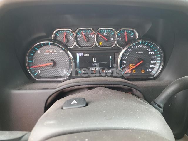 Photo 8 of 2015 CHEVROLET SUBURBAN K1500 LT (VIN 1GNSCHKC2GR449229)