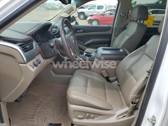 Photo 9 of 2015 CHEVROLET SUBURBAN K1500 LT (VIN 1GNSCHKC2GR449229)