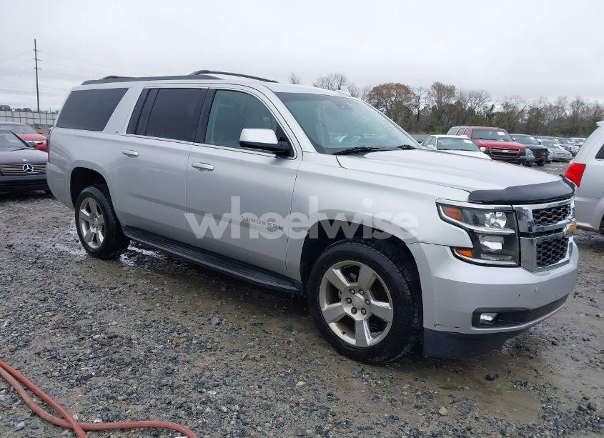 2017 Chevrolet Suburban LT (VIN 1GNSCHKC2HR251008) main photo