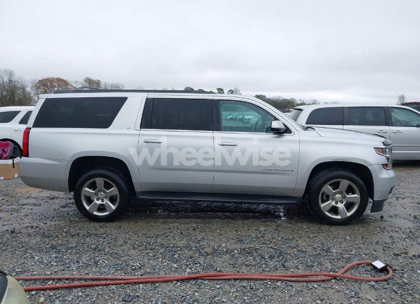 Photo 13 of 2017 Chevrolet Suburban LT (VIN 1GNSCHKC2HR251008)