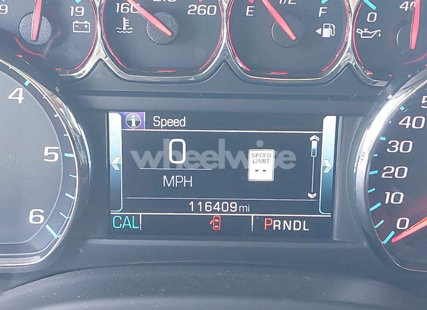 Photo 15 of 2017 Chevrolet Suburban LT (VIN 1GNSCHKC2HR251008)