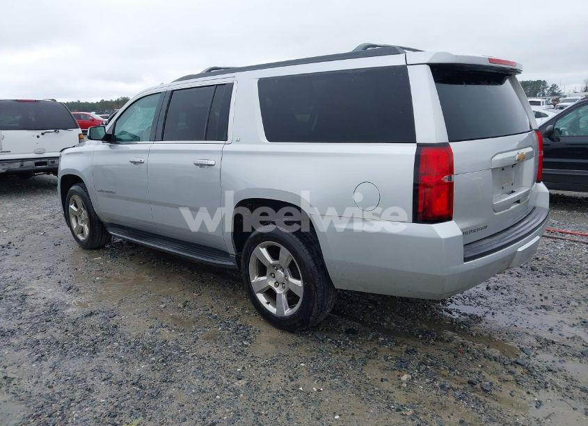 Photo 3 of 2017 Chevrolet Suburban LT (VIN 1GNSCHKC2HR251008)