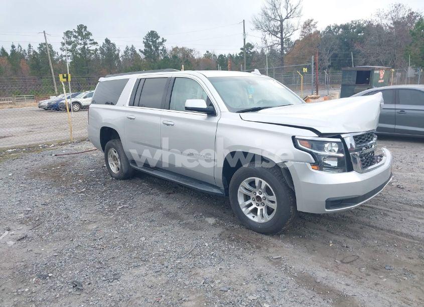 2019 Chevrolet Suburban LT (VIN 1GNSCHKC2KR353108) main photo