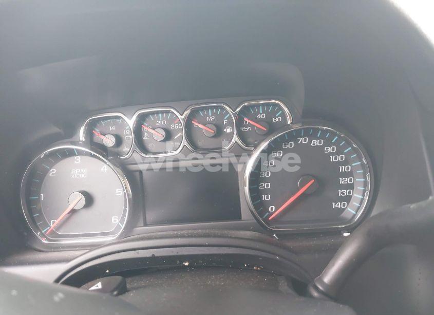 Photo 15 of 2019 Chevrolet Suburban LT (VIN 1GNSCHKC2KR353108)