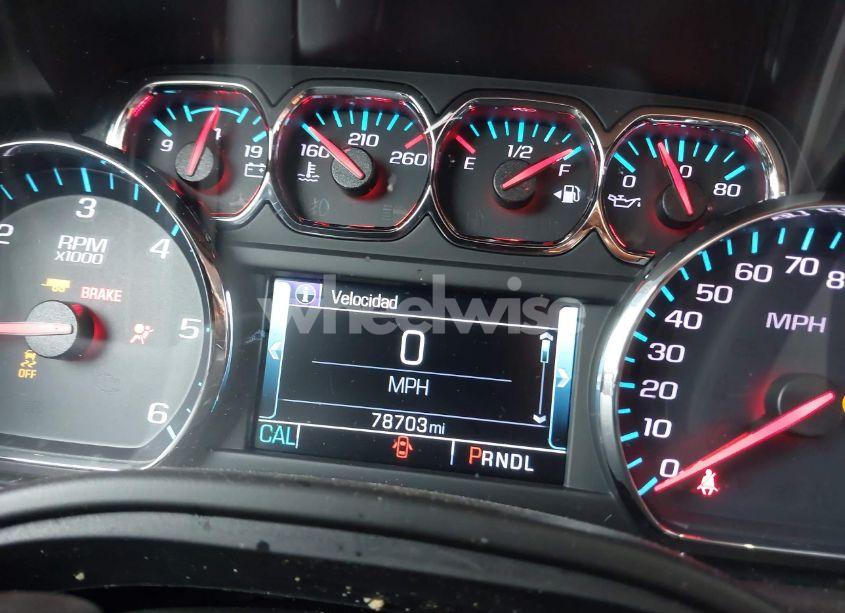 Photo 7 of 2019 Chevrolet Suburban LT (VIN 1GNSCHKC2KR353108)