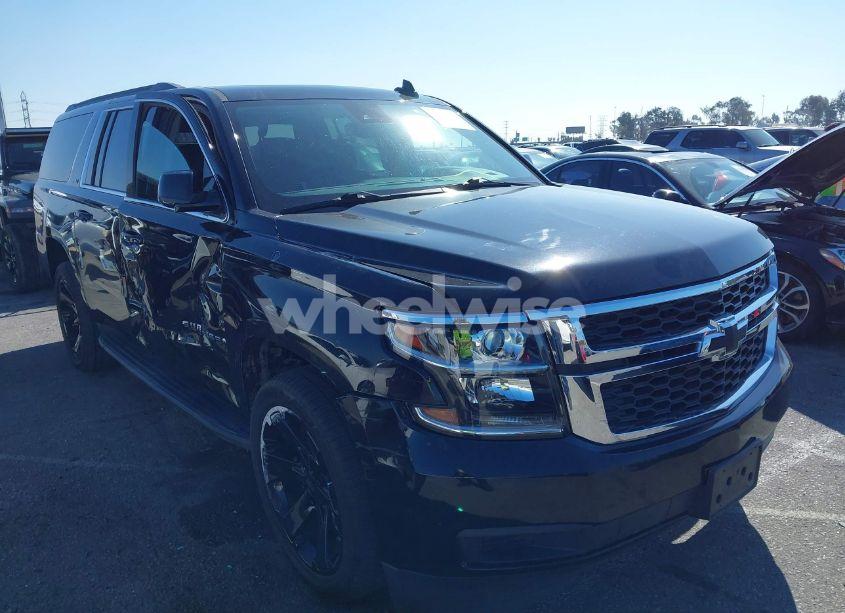 2020 Chevrolet Suburban 2WD LT (VIN 1GNSCHKC2LR229759) main photo