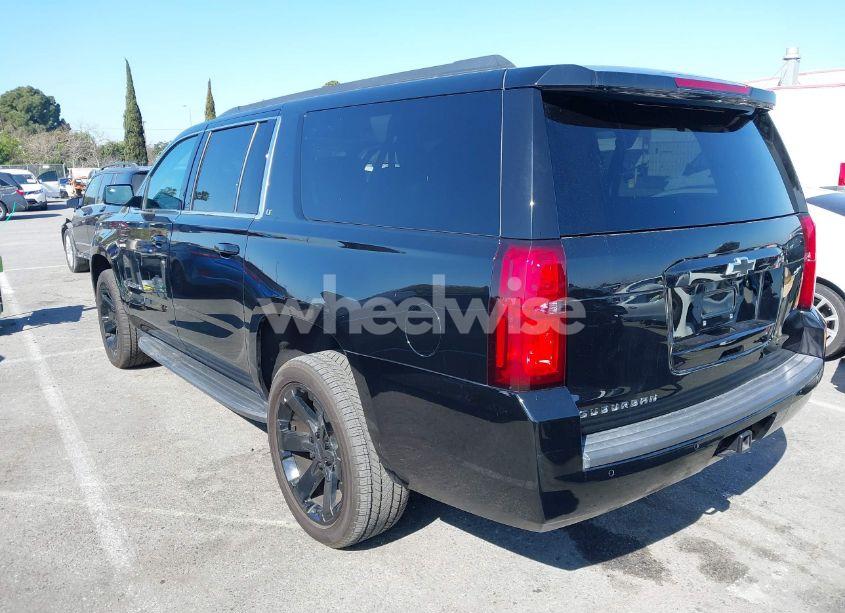 Photo 3 of 2020 Chevrolet Suburban 2WD LT (VIN 1GNSCHKC2LR229759)