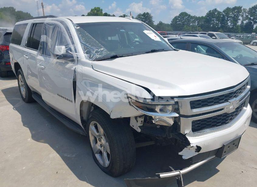 2016 Chevrolet Suburban LT (VIN 1GNSCHKC3GR161431) main photo