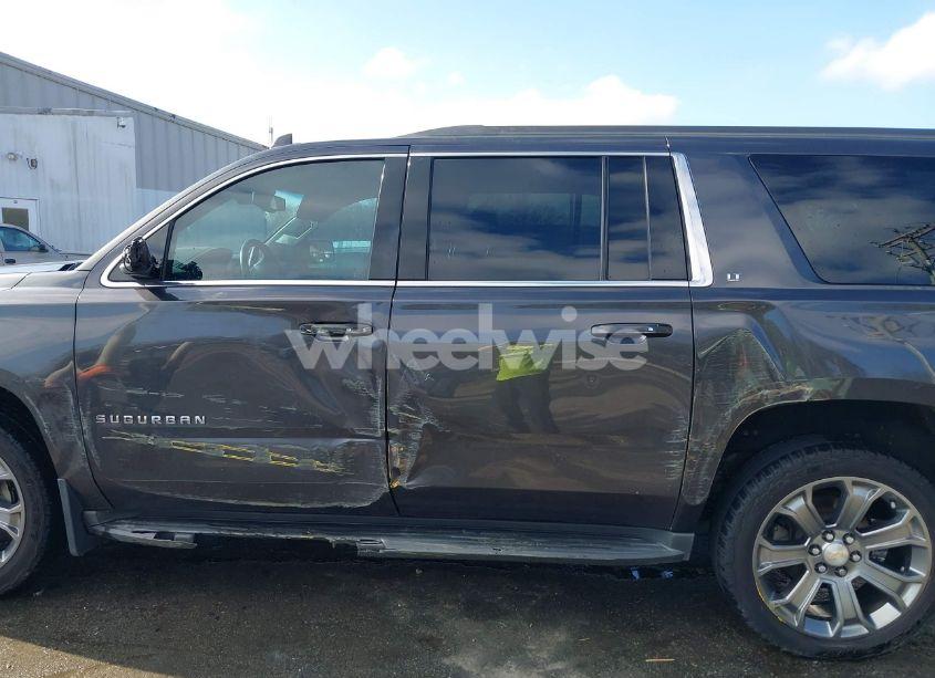 Photo 14 of 2016 Chevrolet Suburban LT (VIN 1GNSCHKC3GR407930)