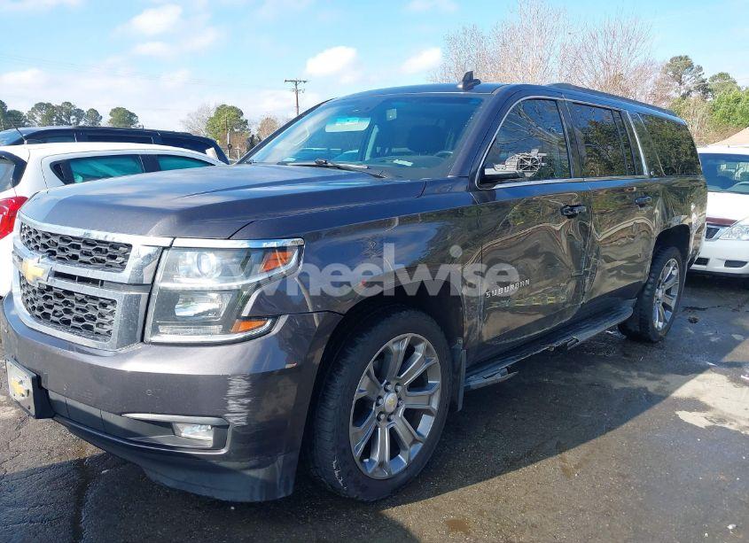 Photo 6 of 2016 Chevrolet Suburban LT (VIN 1GNSCHKC3GR407930)