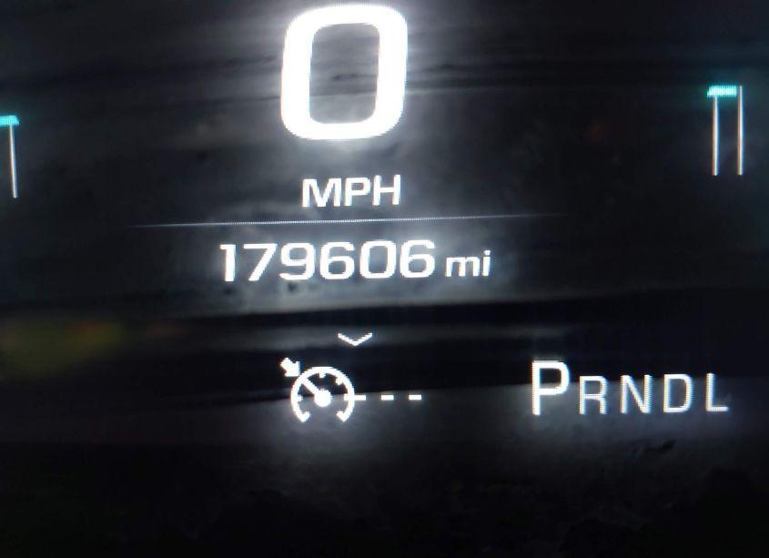 Photo 15 of 2017 Chevrolet Suburban LT (VIN 1GNSCHKC3HR316450)