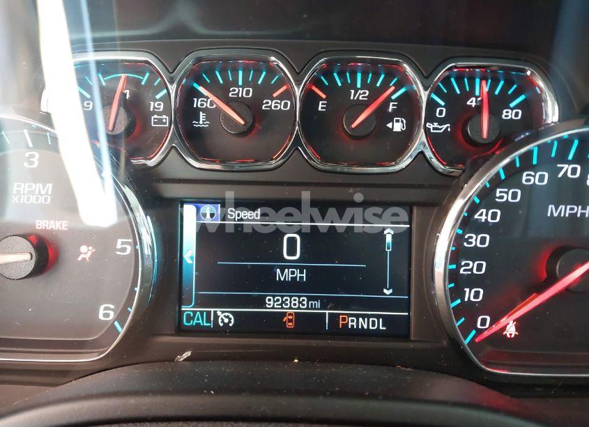 Photo 16 of 2019 Chevrolet Suburban LT (VIN 1GNSCHKC3KR290844)