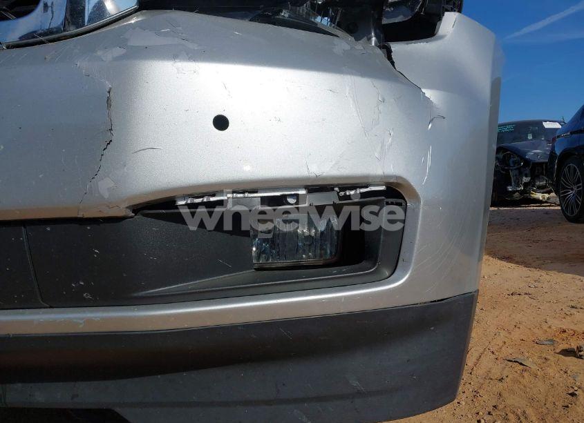 Photo 20 of 2019 Chevrolet Suburban LT (VIN 1GNSCHKC3KR290844)