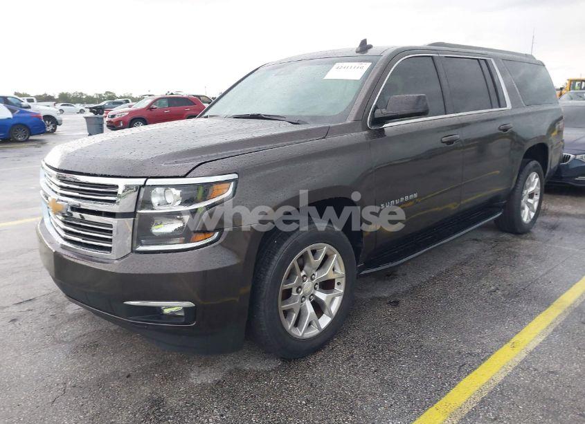Photo 2 of 2016 Chevrolet Suburban LT (VIN 1GNSCHKC4GR204254)