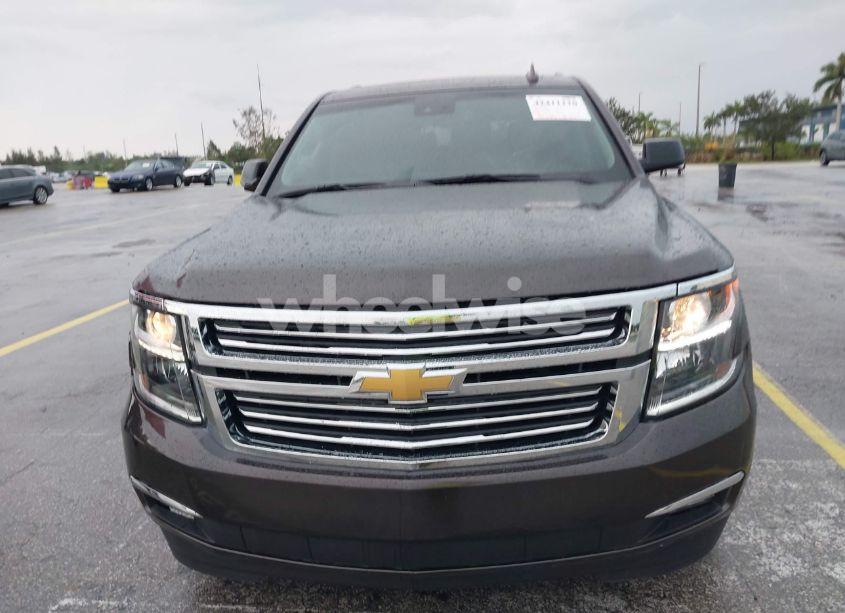 Photo 6 of 2016 Chevrolet Suburban LT (VIN 1GNSCHKC4GR204254)