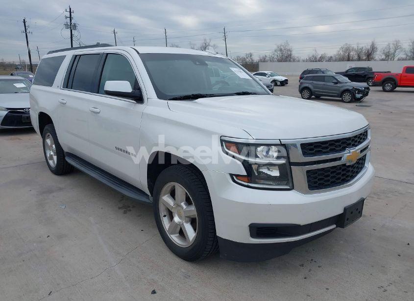 2016 Chevrolet Suburban LT (VIN 1GNSCHKC4GR265281) main photo