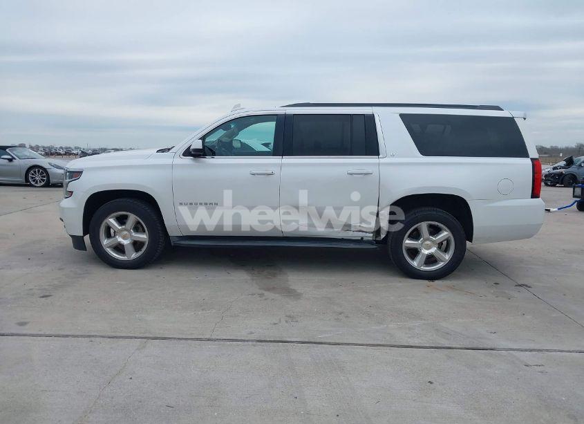 Photo 14 of 2016 Chevrolet Suburban LT (VIN 1GNSCHKC4GR265281)