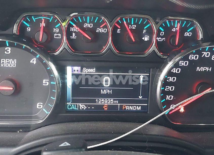 Photo 15 of 2016 Chevrolet Suburban LT (VIN 1GNSCHKC4GR265281)