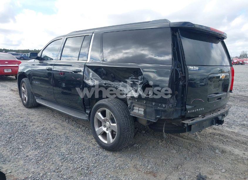 Photo 3 of 2016 Chevrolet Suburban LT (VIN 1GNSCHKC4GR444534)