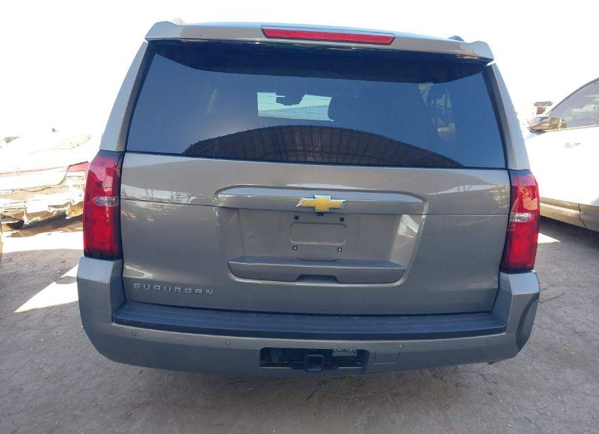 Photo 17 of 2017 Chevrolet Suburban LT (VIN 1GNSCHKC4HR240429)