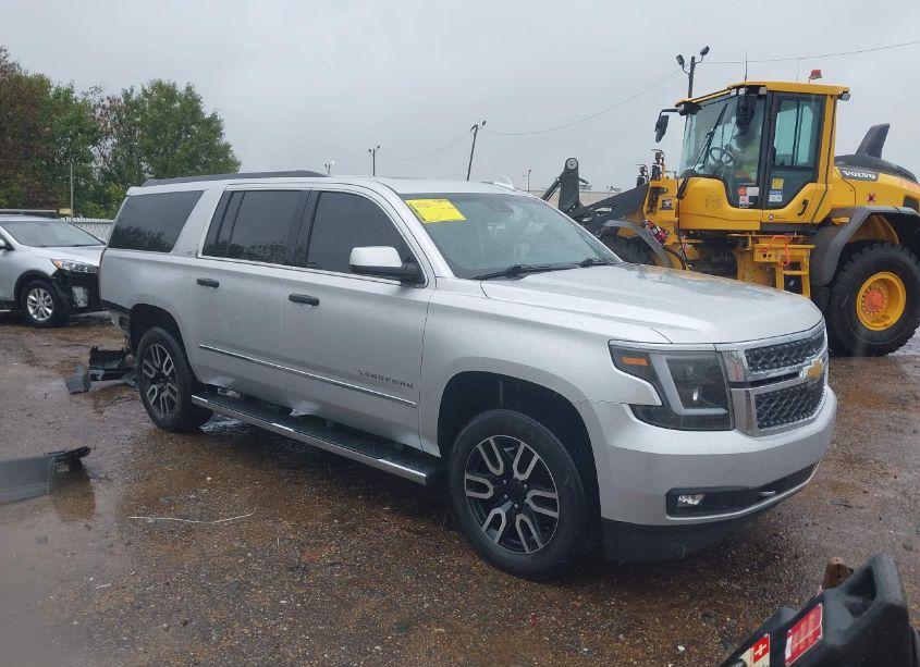 2017 Chevrolet Suburban LT (VIN 1GNSCHKC4HR373921) main photo