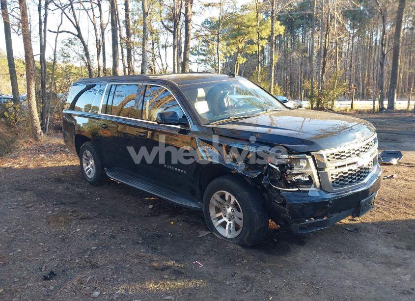2019 Chevrolet Suburban LT (VIN 1GNSCHKC4KR143321) main photo