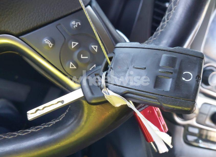 Photo 11 of 2019 Chevrolet Suburban LT (VIN 1GNSCHKC4KR143321)