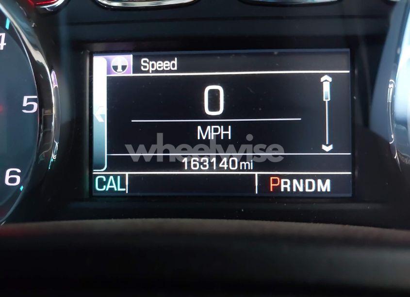 Photo 15 of 2016 Chevrolet Suburban LT (VIN 1GNSCHKC5GR212525)