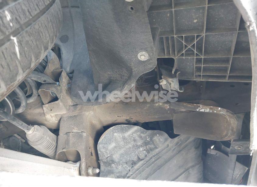 Photo 19 of 2016 Chevrolet Suburban LT (VIN 1GNSCHKC5GR212525)