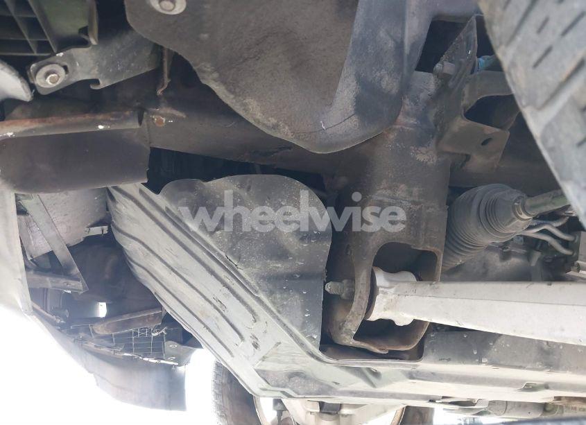 Photo 20 of 2016 Chevrolet Suburban LT (VIN 1GNSCHKC5GR212525)