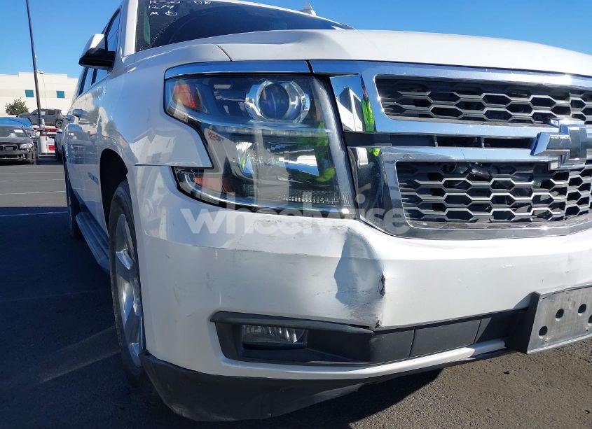 Photo 6 of 2016 Chevrolet Suburban LT (VIN 1GNSCHKC5GR212525)