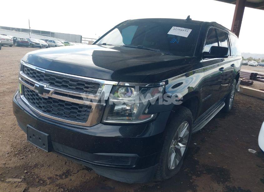 Photo 2 of 2016 Chevrolet Suburban LT (VIN 1GNSCHKC5GR281294)