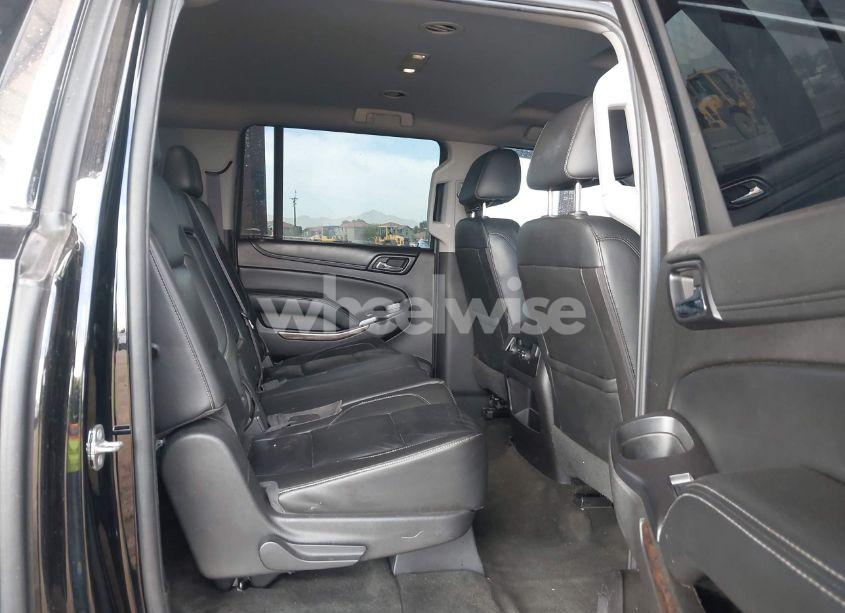 Photo 8 of 2016 Chevrolet Suburban LT (VIN 1GNSCHKC5GR281294)