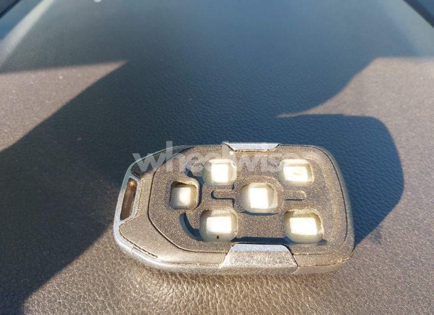 Photo 11 of 2016 Chevrolet Suburban LT (VIN 1GNSCHKC5GR293204)