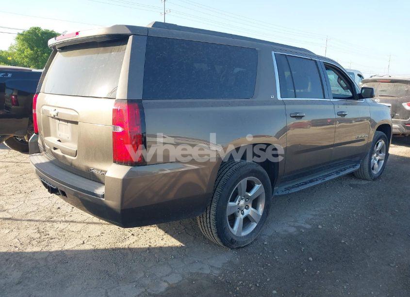Photo 4 of 2016 Chevrolet Suburban LT (VIN 1GNSCHKC5GR293204)