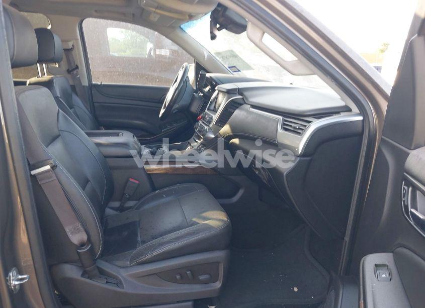 Photo 5 of 2016 Chevrolet Suburban LT (VIN 1GNSCHKC5GR293204)