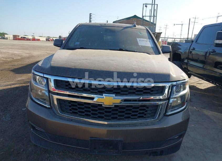 Photo 6 of 2016 Chevrolet Suburban LT (VIN 1GNSCHKC5GR293204)