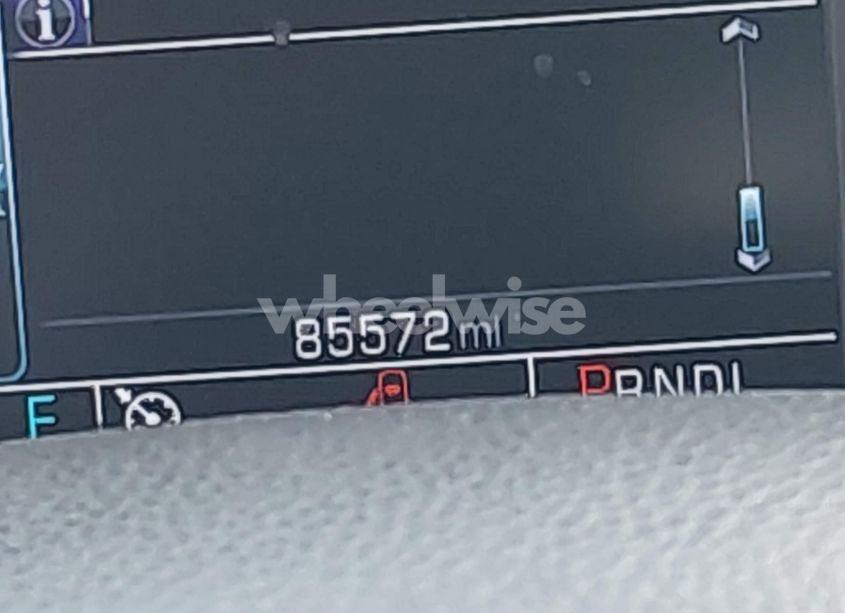 Photo 15 of 2019 Chevrolet Suburban LT (VIN 1GNSCHKC5KR192172)