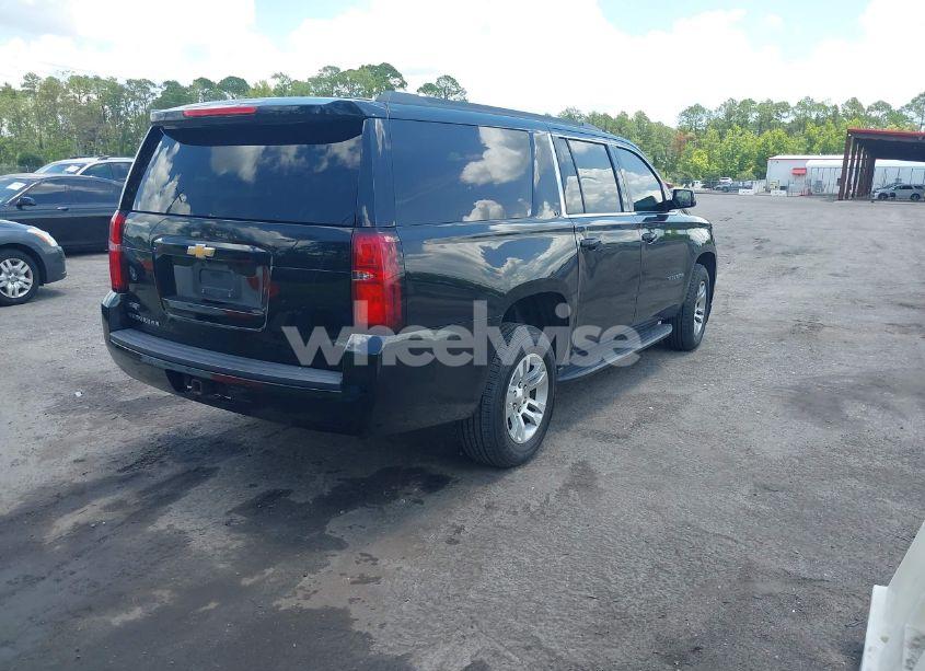 Photo 4 of 2019 Chevrolet Suburban LT (VIN 1GNSCHKC5KR192172)