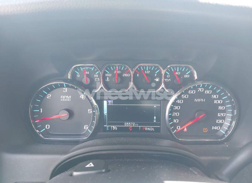 Photo 7 of 2019 Chevrolet Suburban LT (VIN 1GNSCHKC5KR192172)