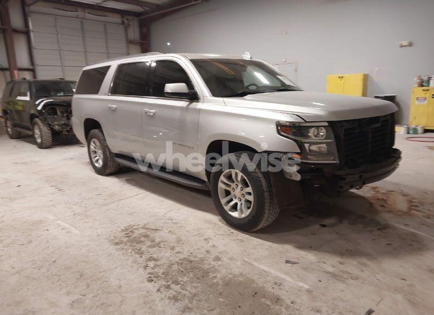 2019 Chevrolet Suburban LT (VIN 1GNSCHKC5KR232993) main photo