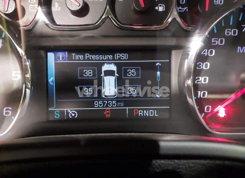 Photo 7 of 2019 Chevrolet Suburban LT (VIN 1GNSCHKC5KR232993)