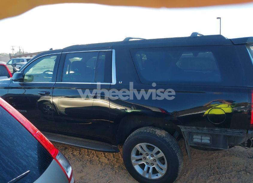 Photo 14 of 2020 Chevrolet Suburban 2WD LT (VIN 1GNSCHKC5LR238939)