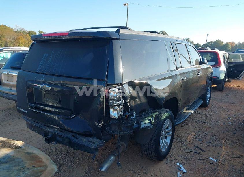 Photo 4 of 2020 Chevrolet Suburban 2WD LT (VIN 1GNSCHKC5LR238939)