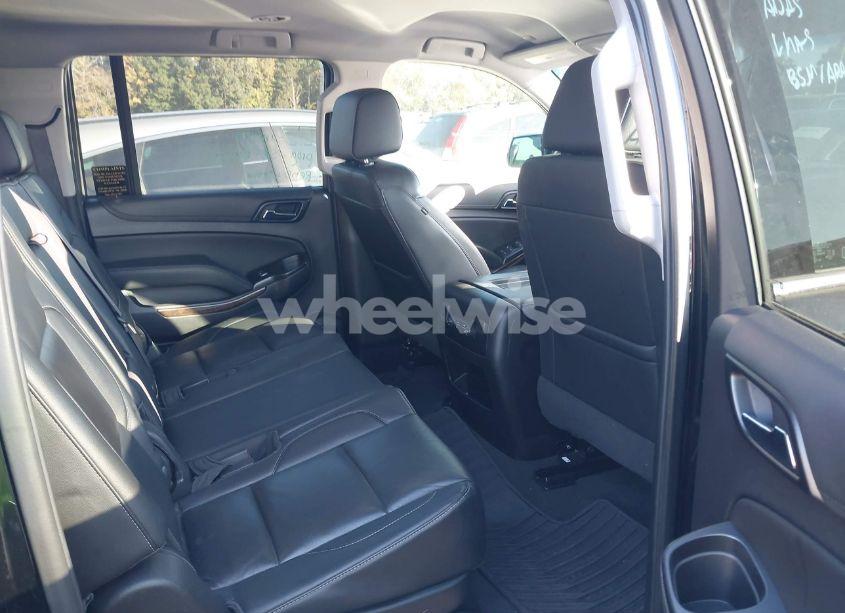 Photo 8 of 2020 Chevrolet Suburban 2WD LT (VIN 1GNSCHKC5LR238939)