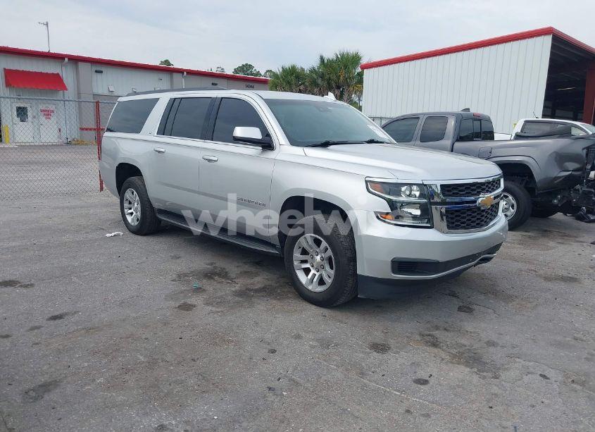2019 Chevrolet Suburban LT (VIN 1GNSCHKC6KR372891) main photo