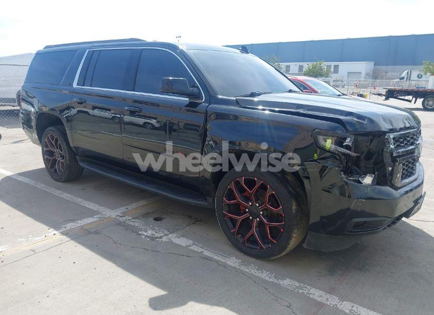 2019 Chevrolet Suburban LT (VIN 1GNSCHKC6KR389481) main photo