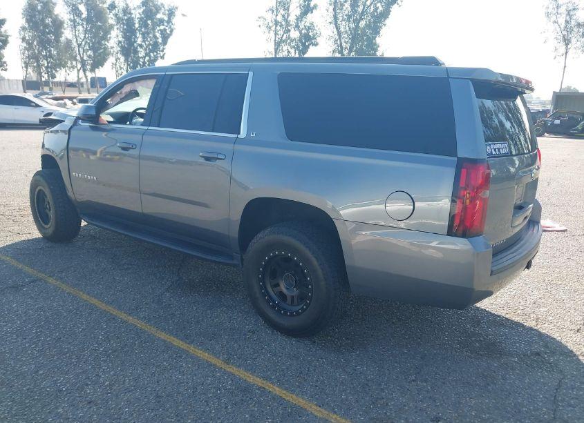 Photo 3 of 2020 Chevrolet Suburban 2WD LT (VIN 1GNSCHKC6LR160185)